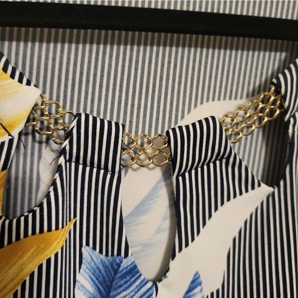 JM Collection Bold Floral Black Blue Asymmetrical Hem Tunic Blouse,  XL - Picture 7 of 9